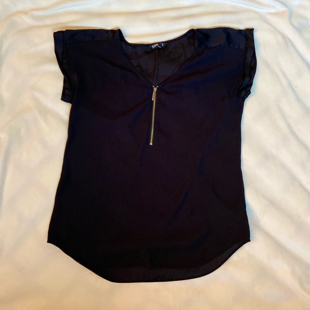 Zip front short sleeve blouse